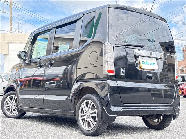 HONDA N-BOX