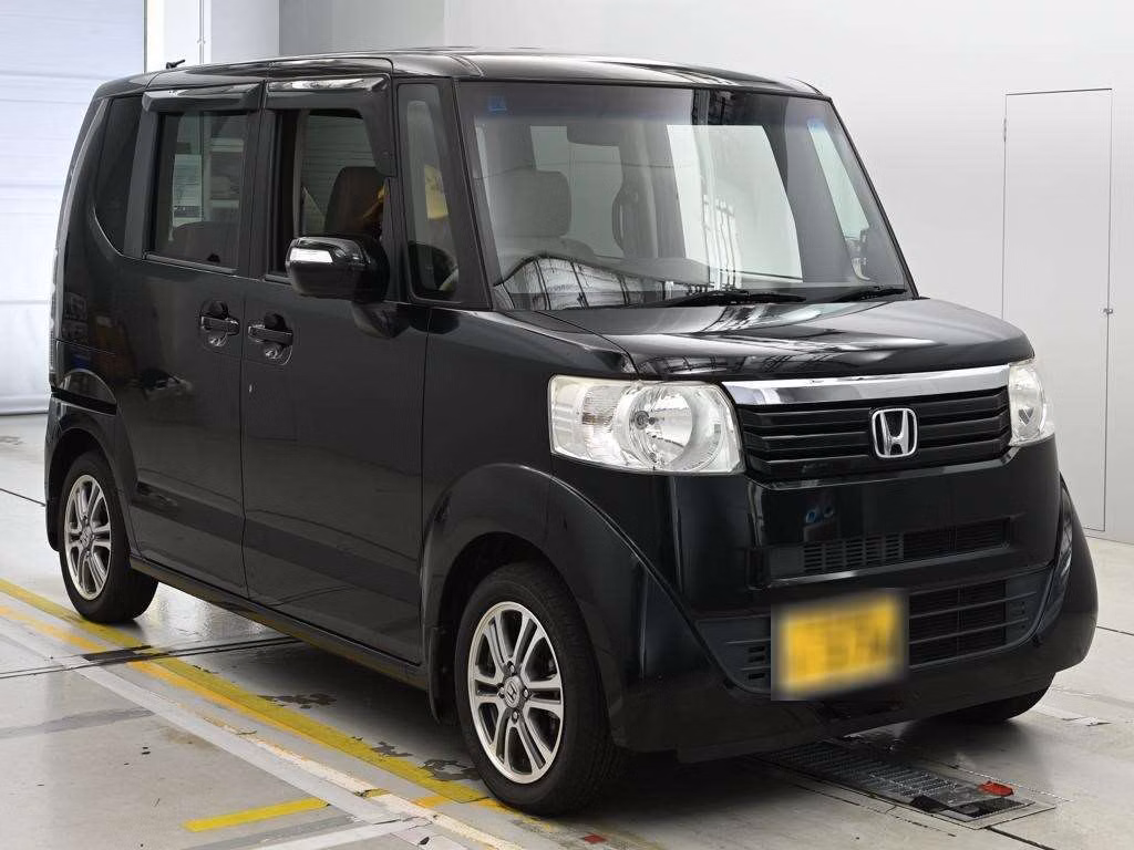 HONDA N-BOX