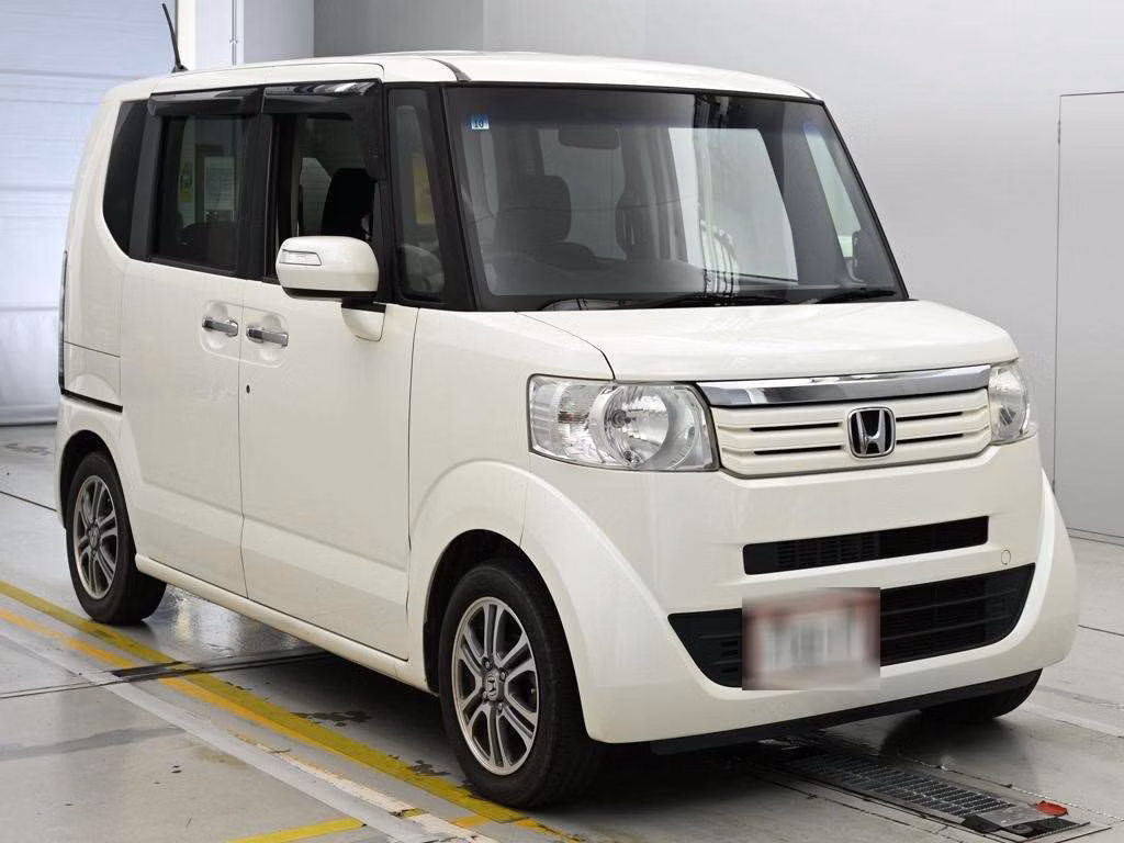 HONDA N-BOX