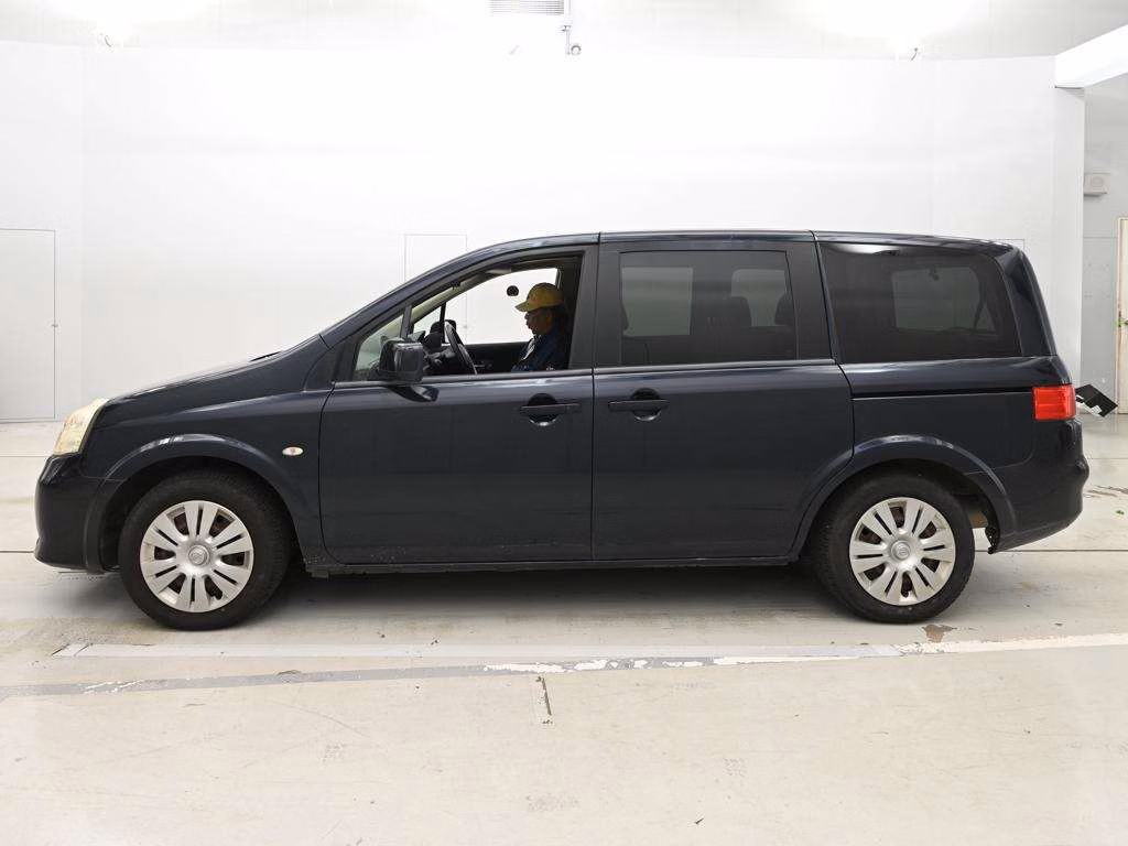 NISSAN LAFESTA
