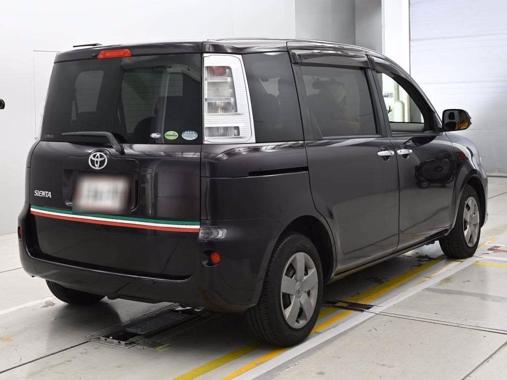TOYOTA SIENTA