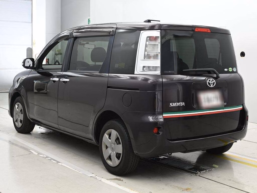 TOYOTA SIENTA