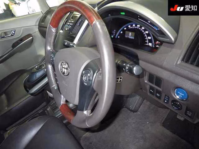 TOYOTA SAI