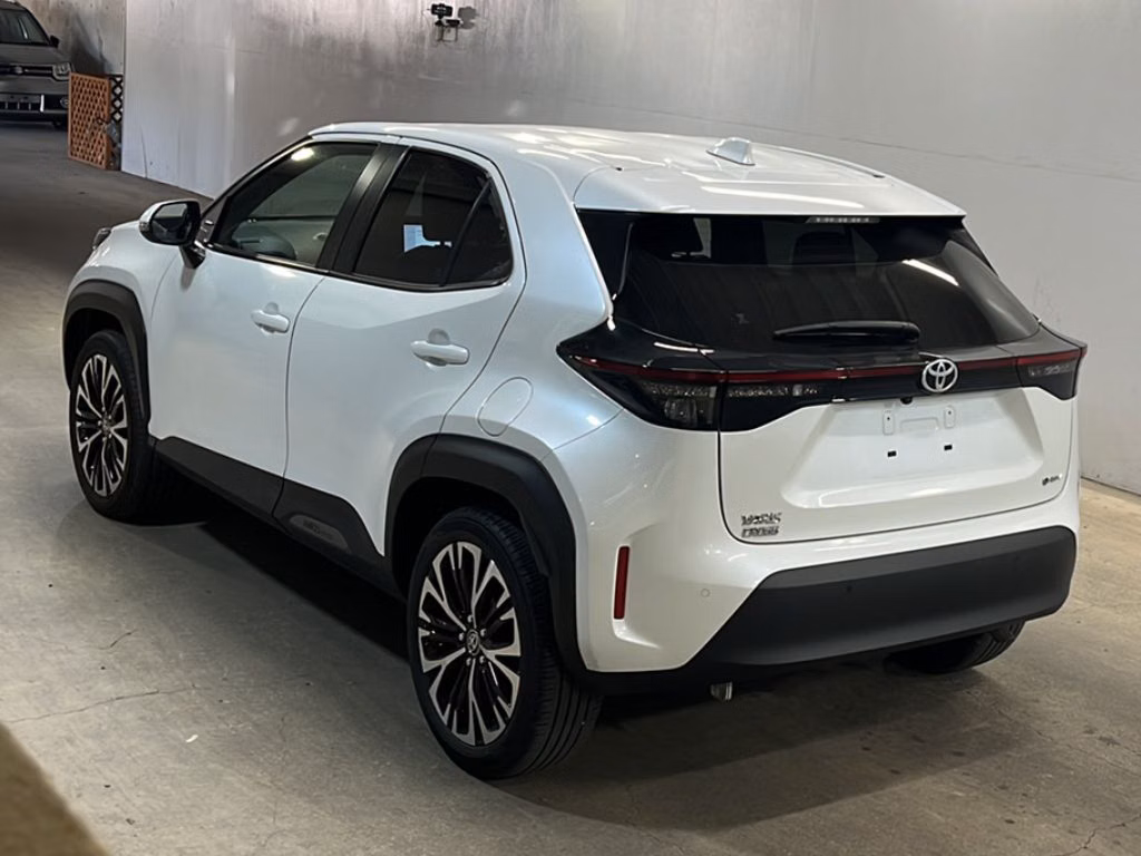 TOYOTA YARIS CROSS