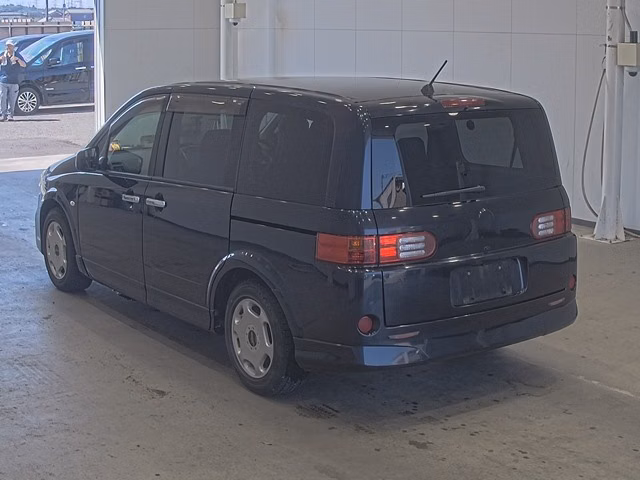 NISSAN LAFESTA