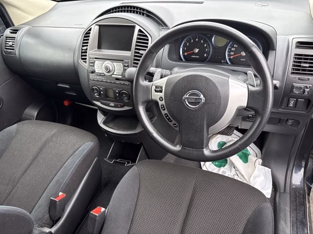 NISSAN LAFESTA