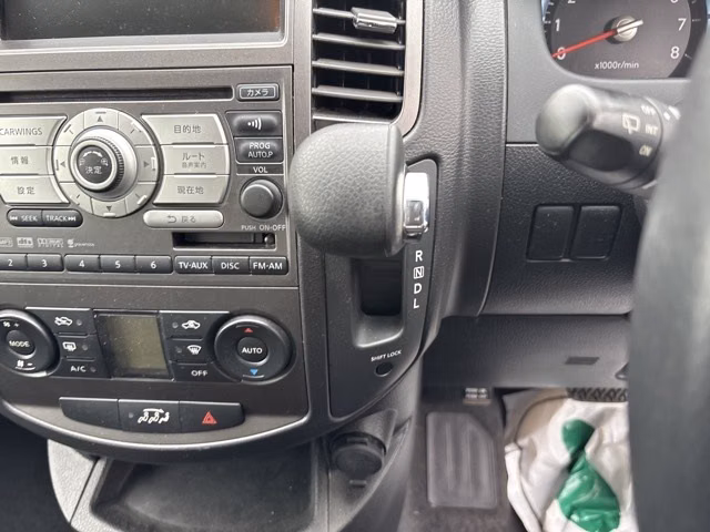 NISSAN LAFESTA