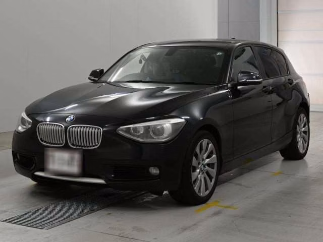 BMW 1-SERIES