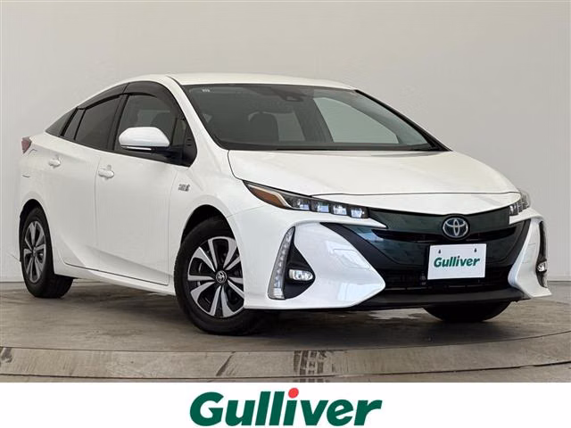 TOYOTA PRIUS PHV
