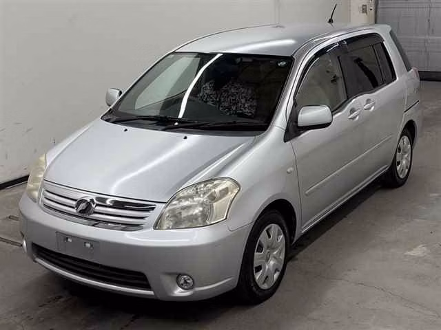 TOYOTA RAUM