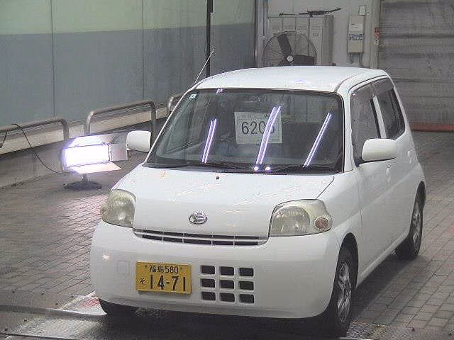 DAIHATSU ESSE