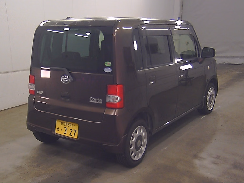 DAIHATSU MOVE CONTE