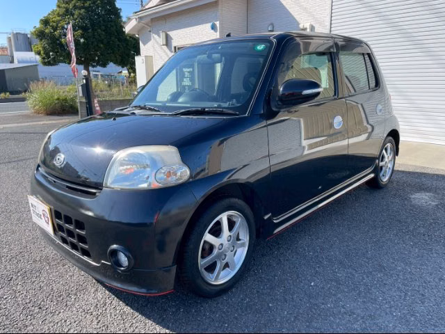 DAIHATSU ESSE