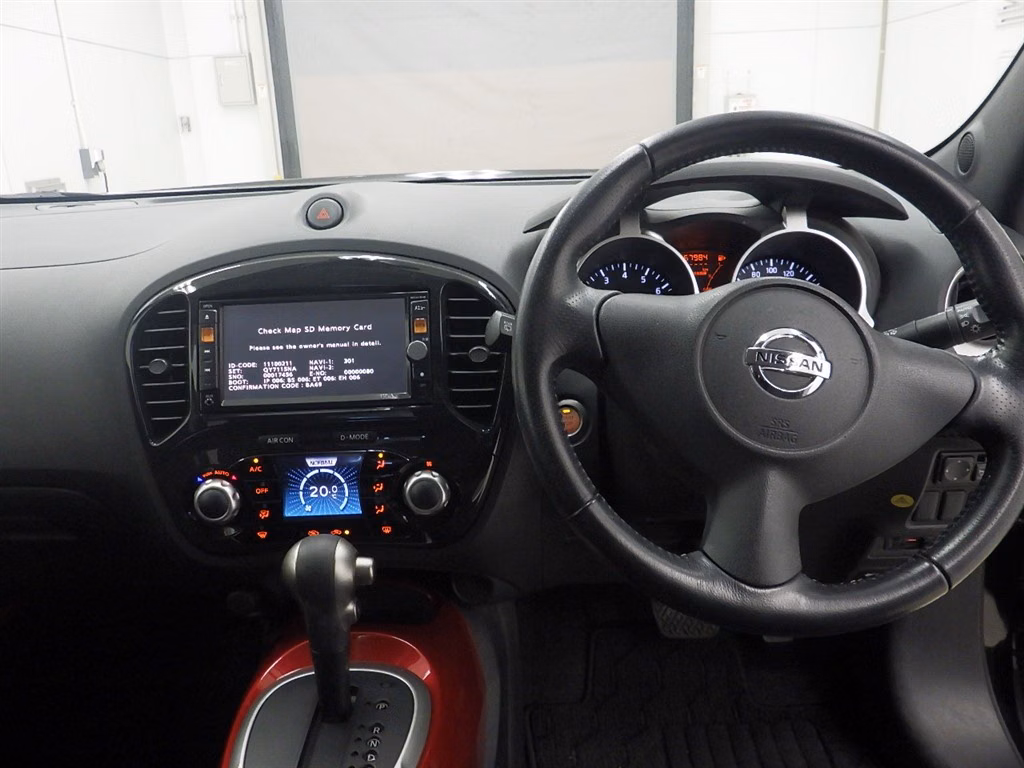 NISSAN JUKE