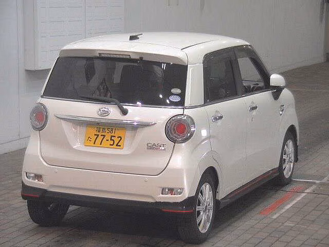 DAIHATSU CAST