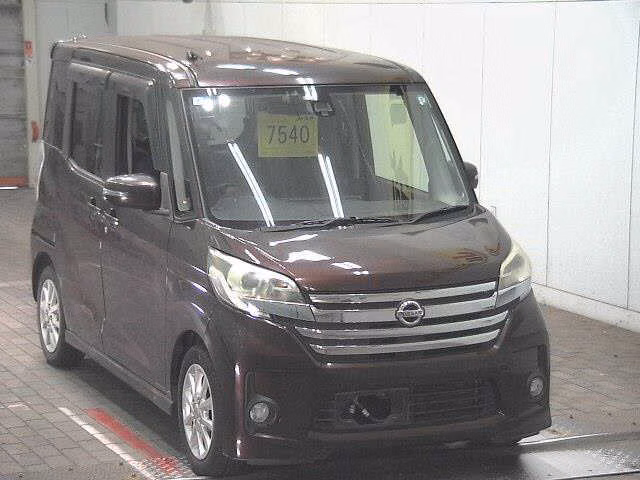 NISSAN DAYZ ROOX