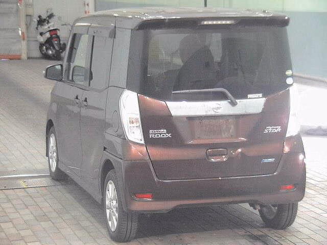 NISSAN DAYZ ROOX