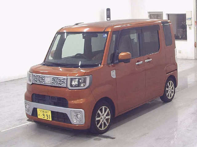 DAIHATSU WAKE