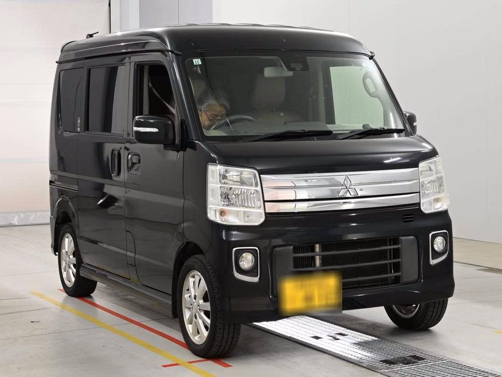 MITSUBISHI TOWN BOX