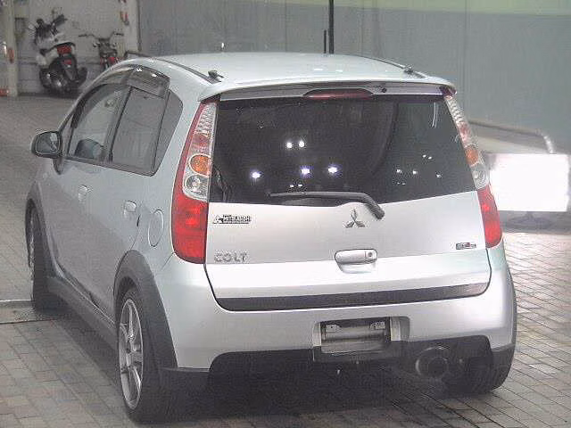 MITSUBISHI COLT