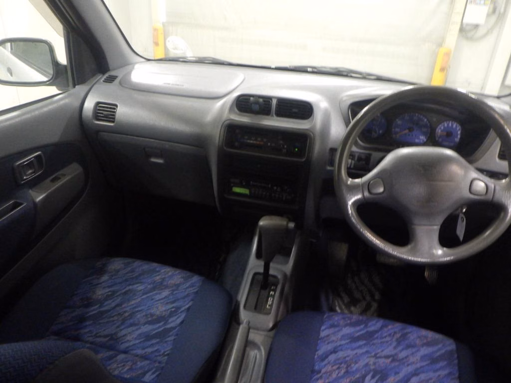 DAIHATSU TERIOS KID