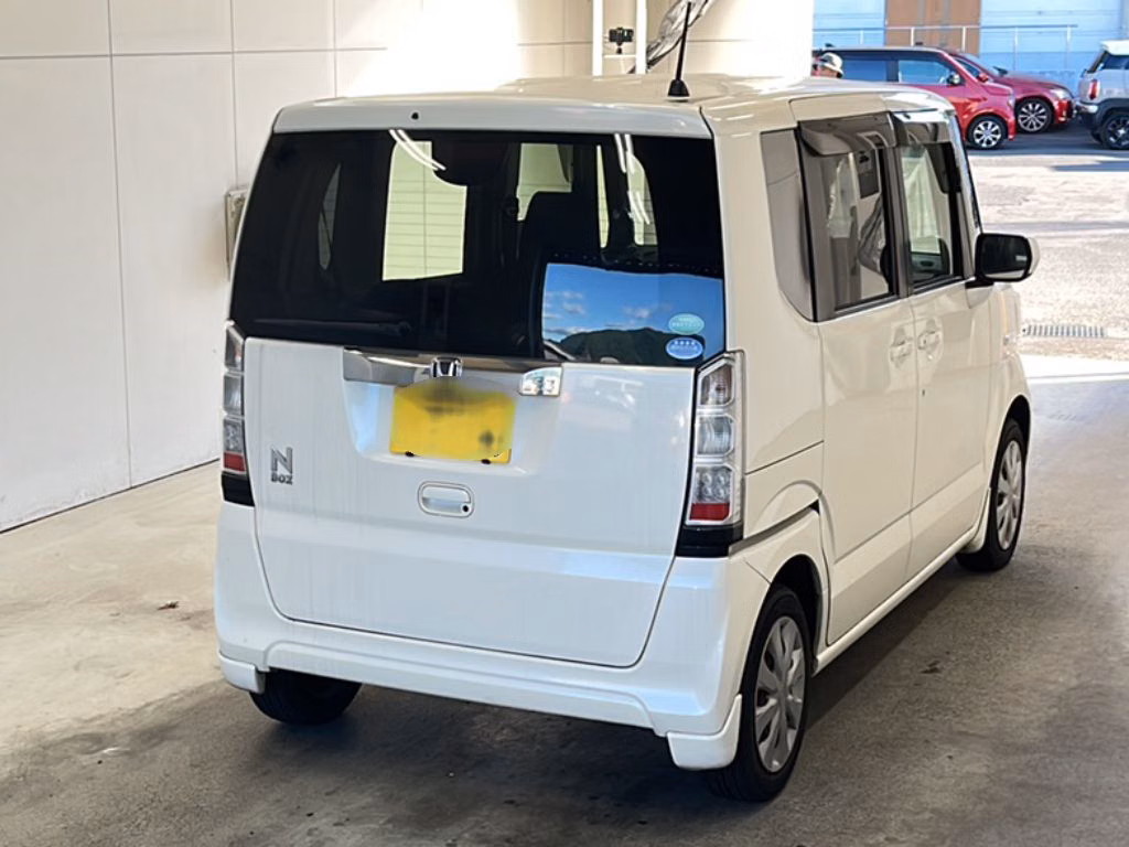 HONDA N-BOX