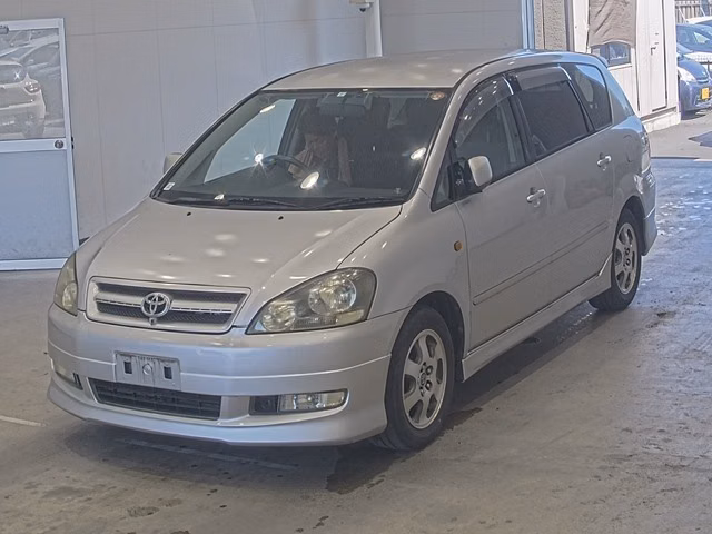 Toyota Ipsum