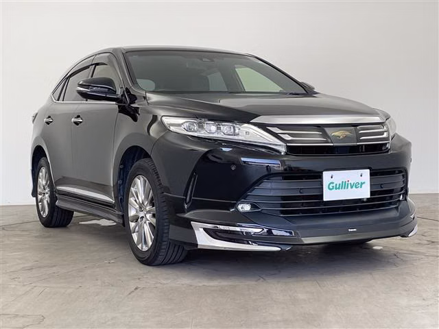 TOYOTA HARRIER