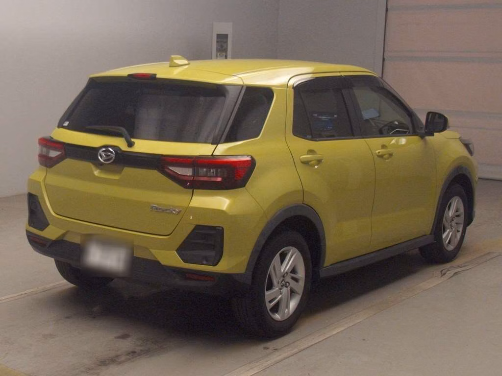 DAIHATSU ROCKY