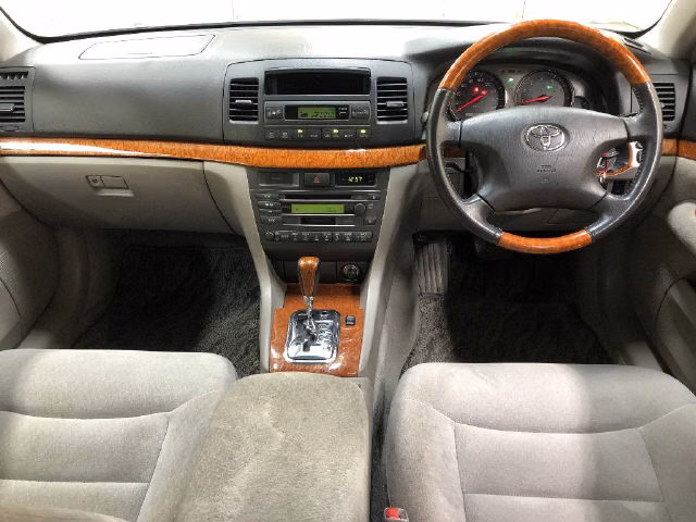 TOYOTA MARK II