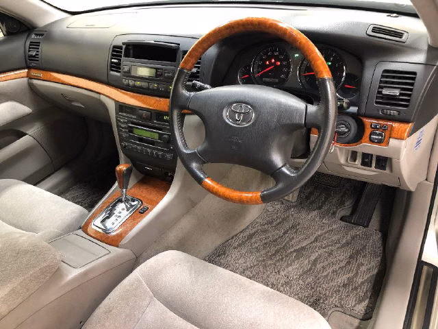 TOYOTA MARK II