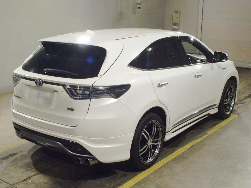 TOYOTA HARRIER