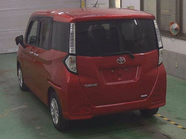TOYOTA TANK