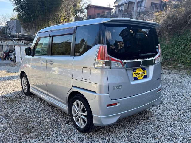 MITSUBISHI DELICA D:2