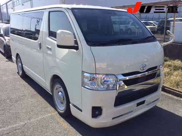 Toyota Regius Ace