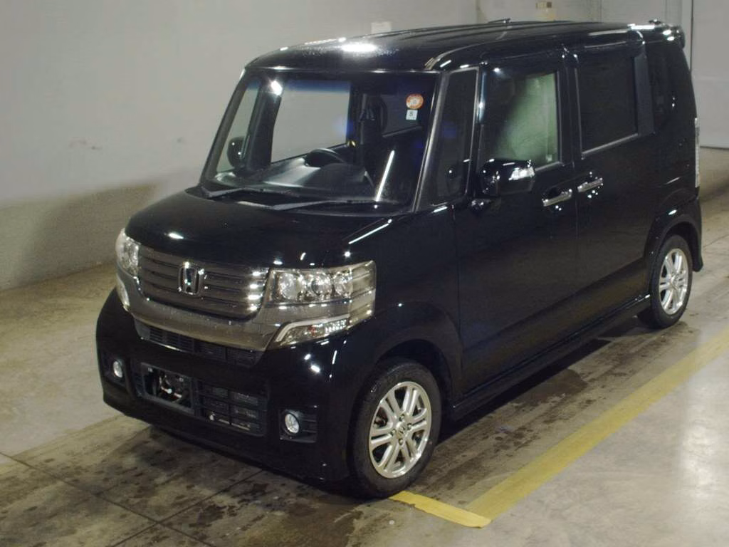 HONDA N-BOX
