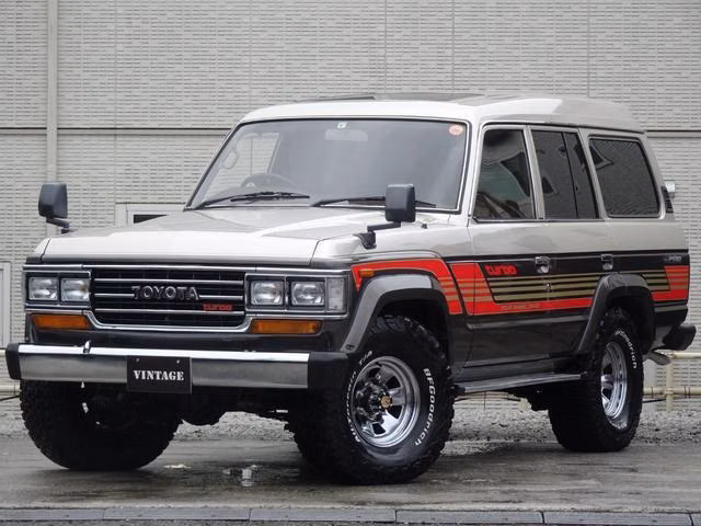 TOYOTA LAND CRUISER