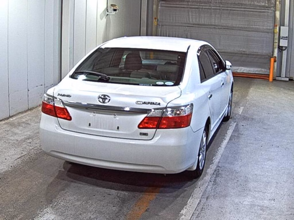 TOYOTA PREMIO