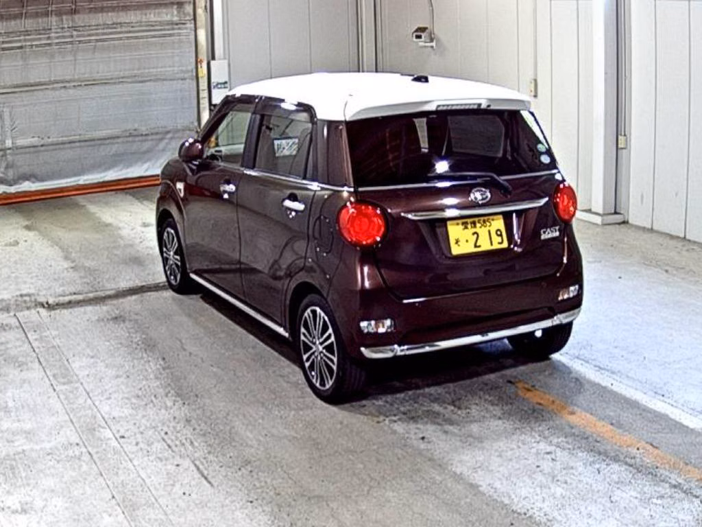 DAIHATSU CAST