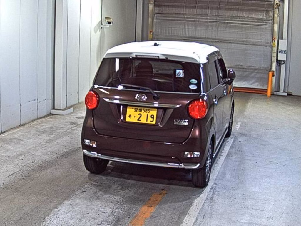 DAIHATSU CAST