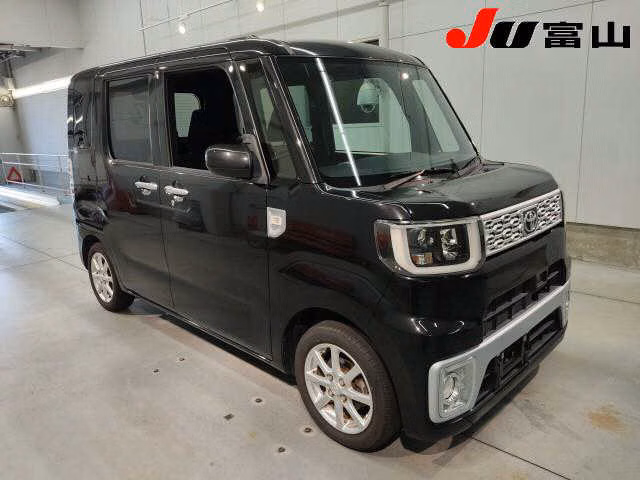 TOYOTA PIXIS MEGA