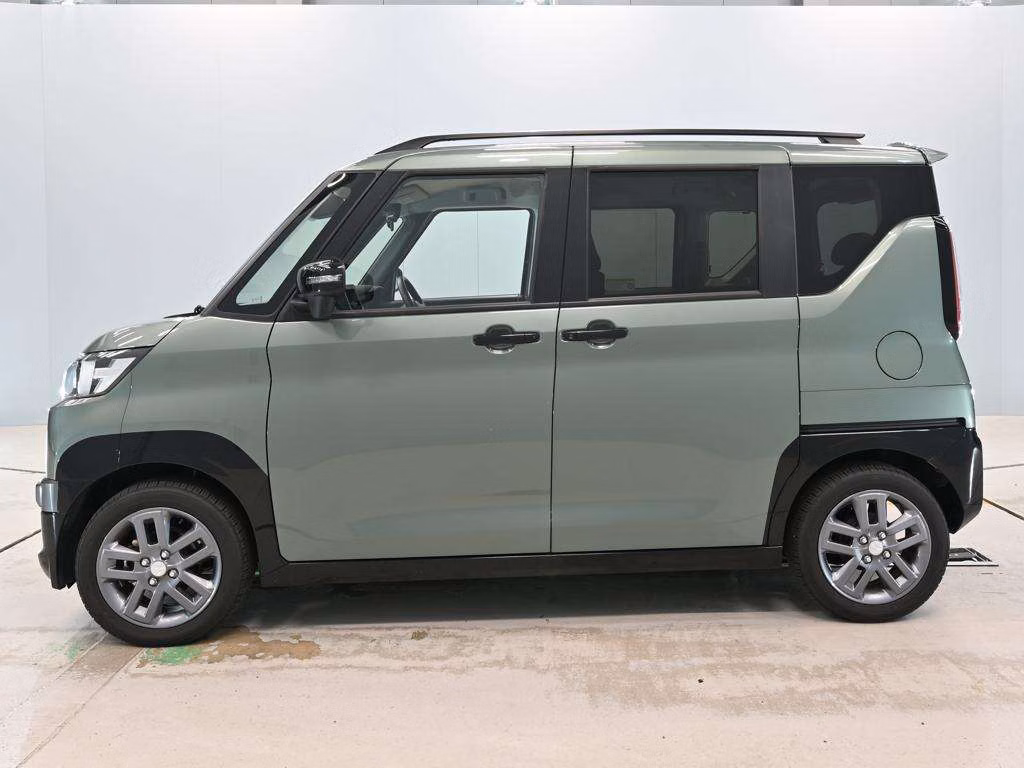 MITSUBISHI DELICA MINI