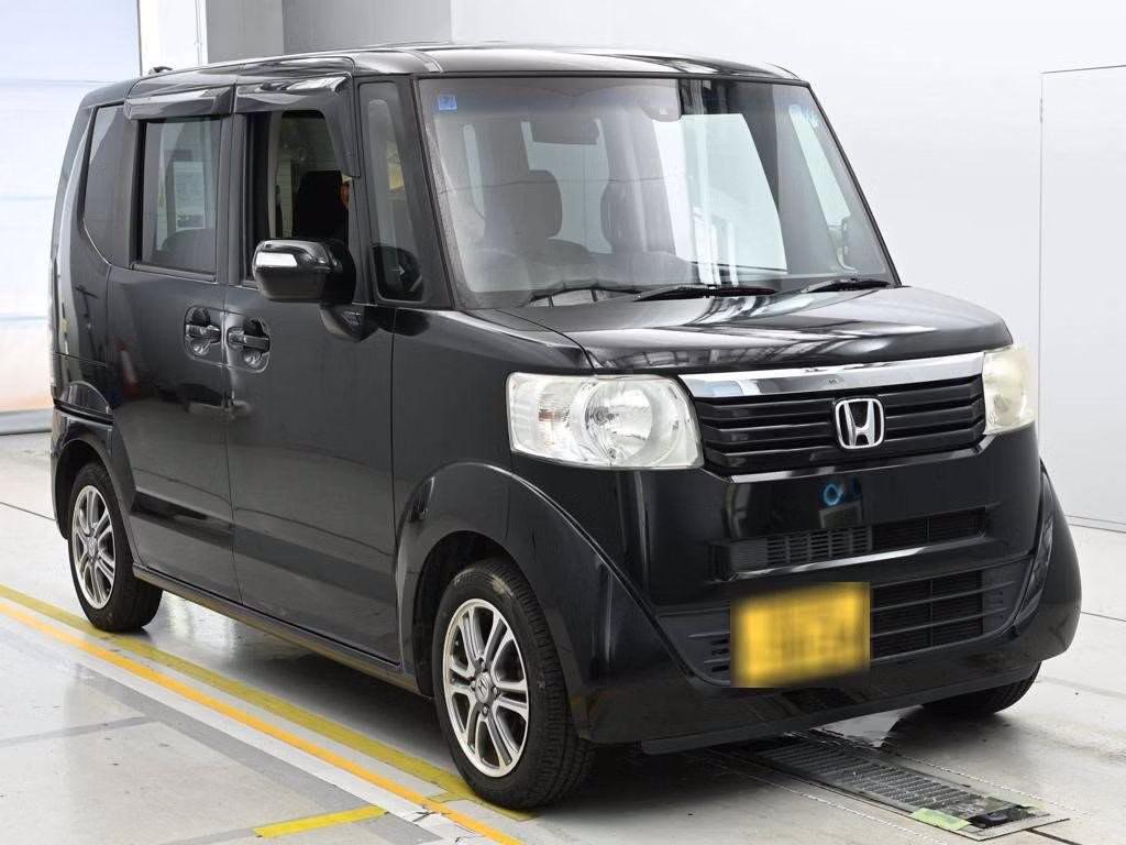 HONDA N-BOX