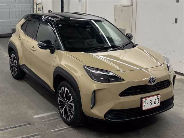 TOYOTA YARIS CROSS