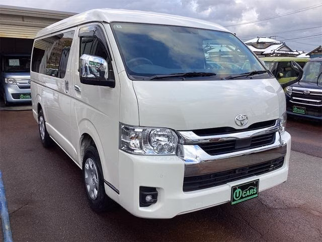 Toyota Regius Ace