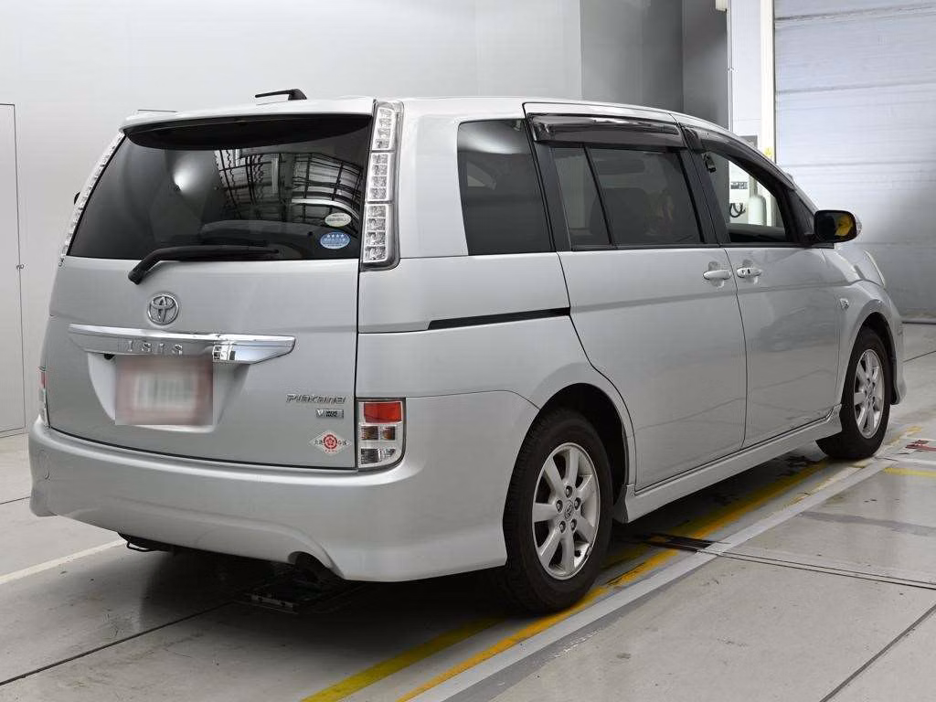 TOYOTA ISIS