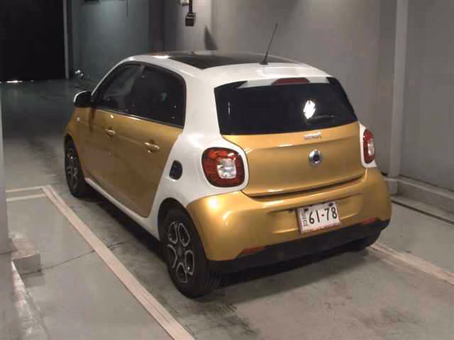 SMART FORFOUR