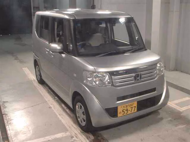 HONDA N-BOX