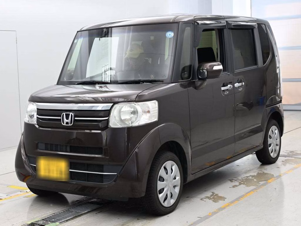 HONDA N-BOX
