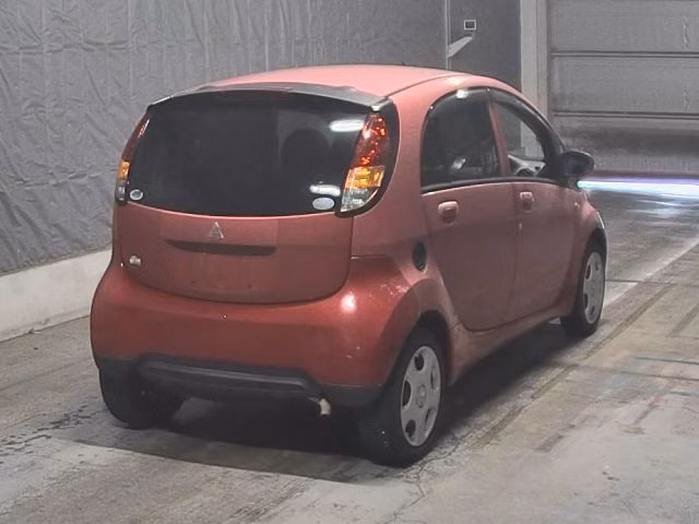 MITSUBISHI I